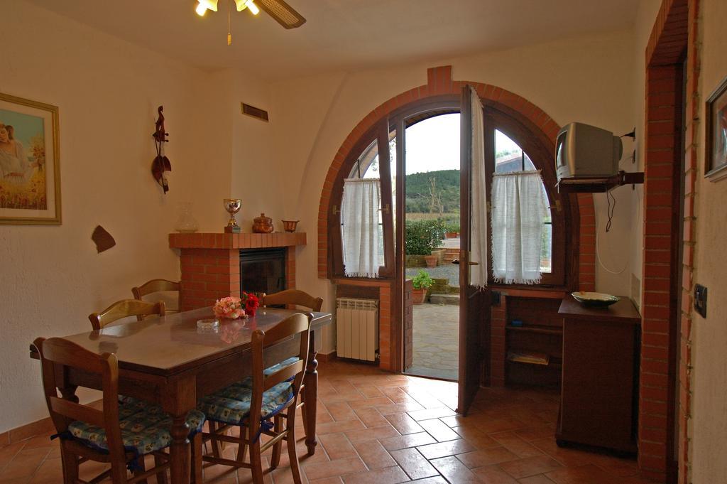 Agriturismo Val Di Nappo Castiglione della Pescaia Habitación foto